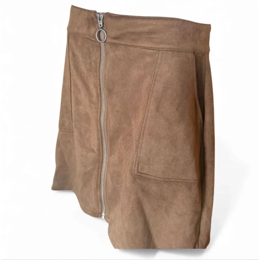 NWT Womens Maurices High Rise Taupe Faux Suede Zip Front Mini Skirt - Sz 10